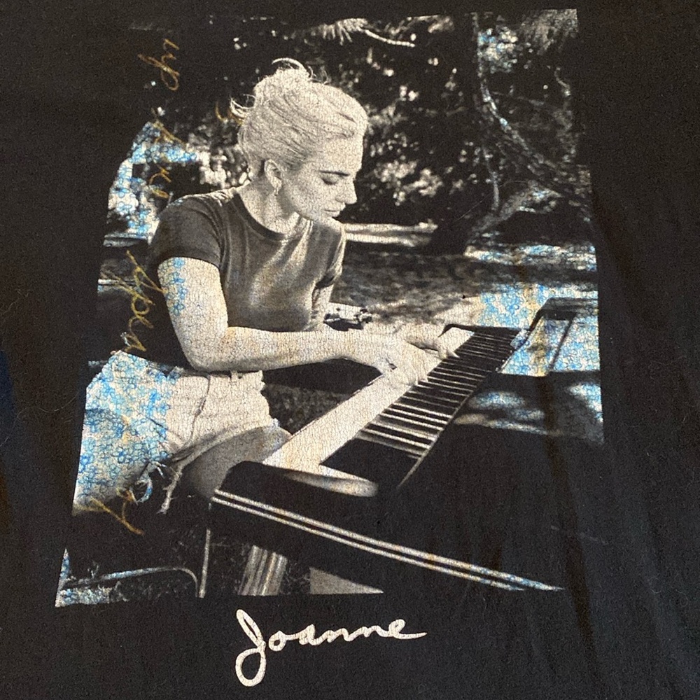 Lady Gaga Shirt Medium